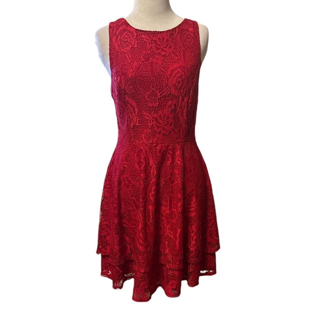 Speechless red lace dress, fully lined, NWOT
